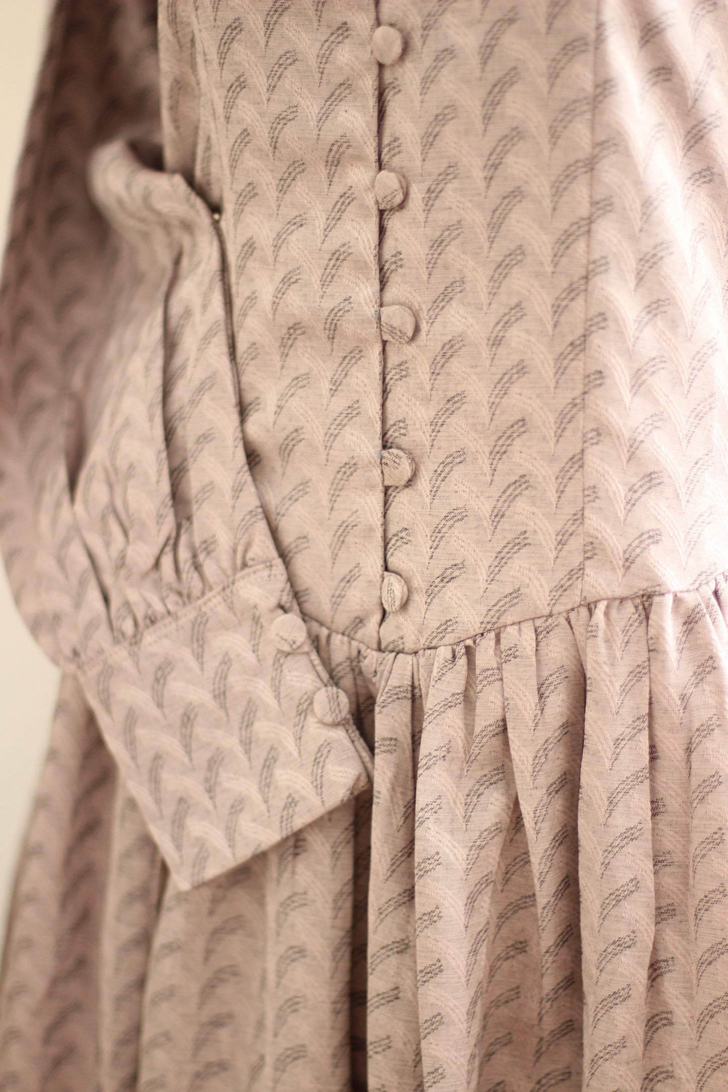 Evolvere : elegant princess cut dress