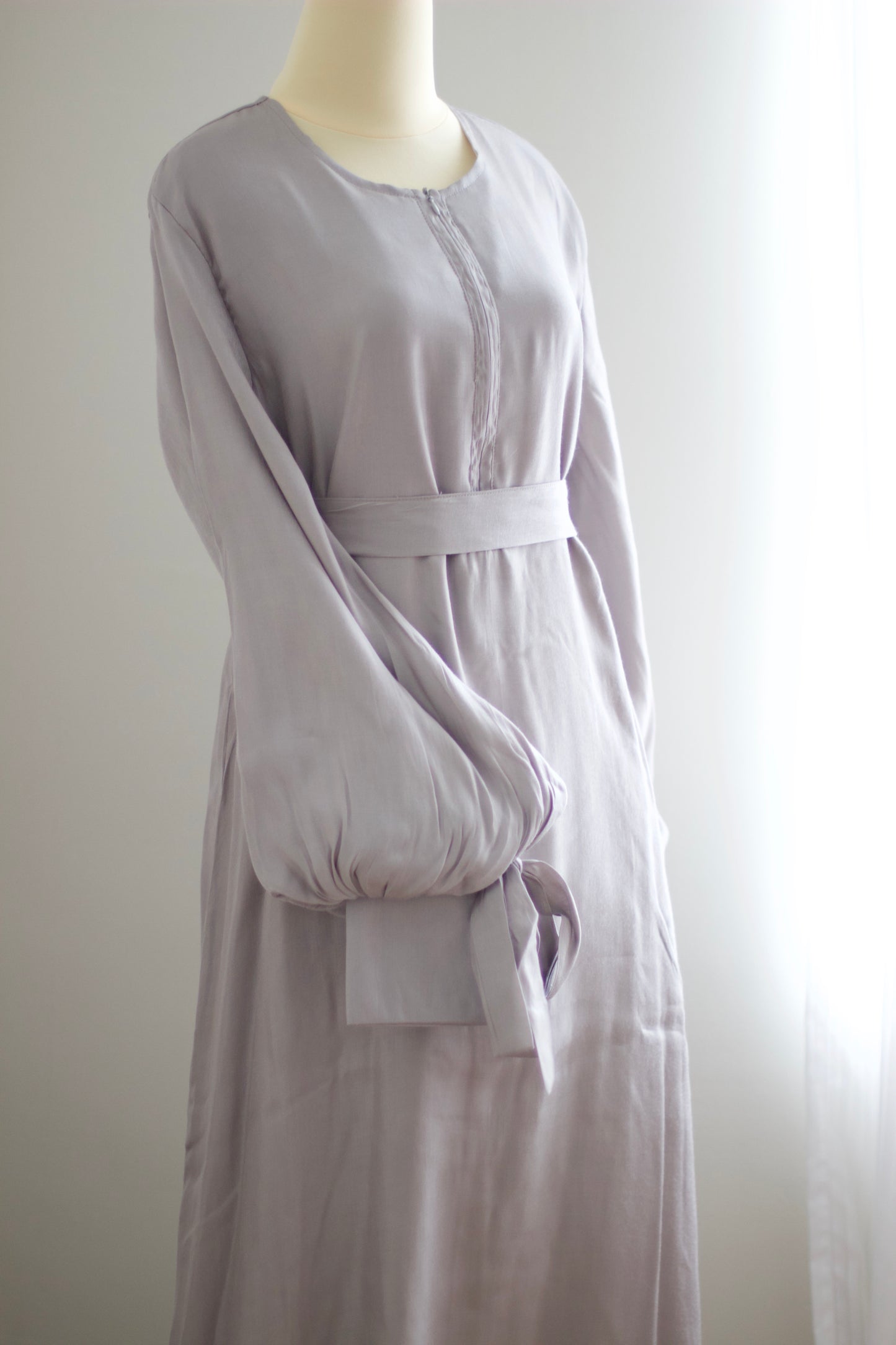 Shimmer puffed sleeve dress