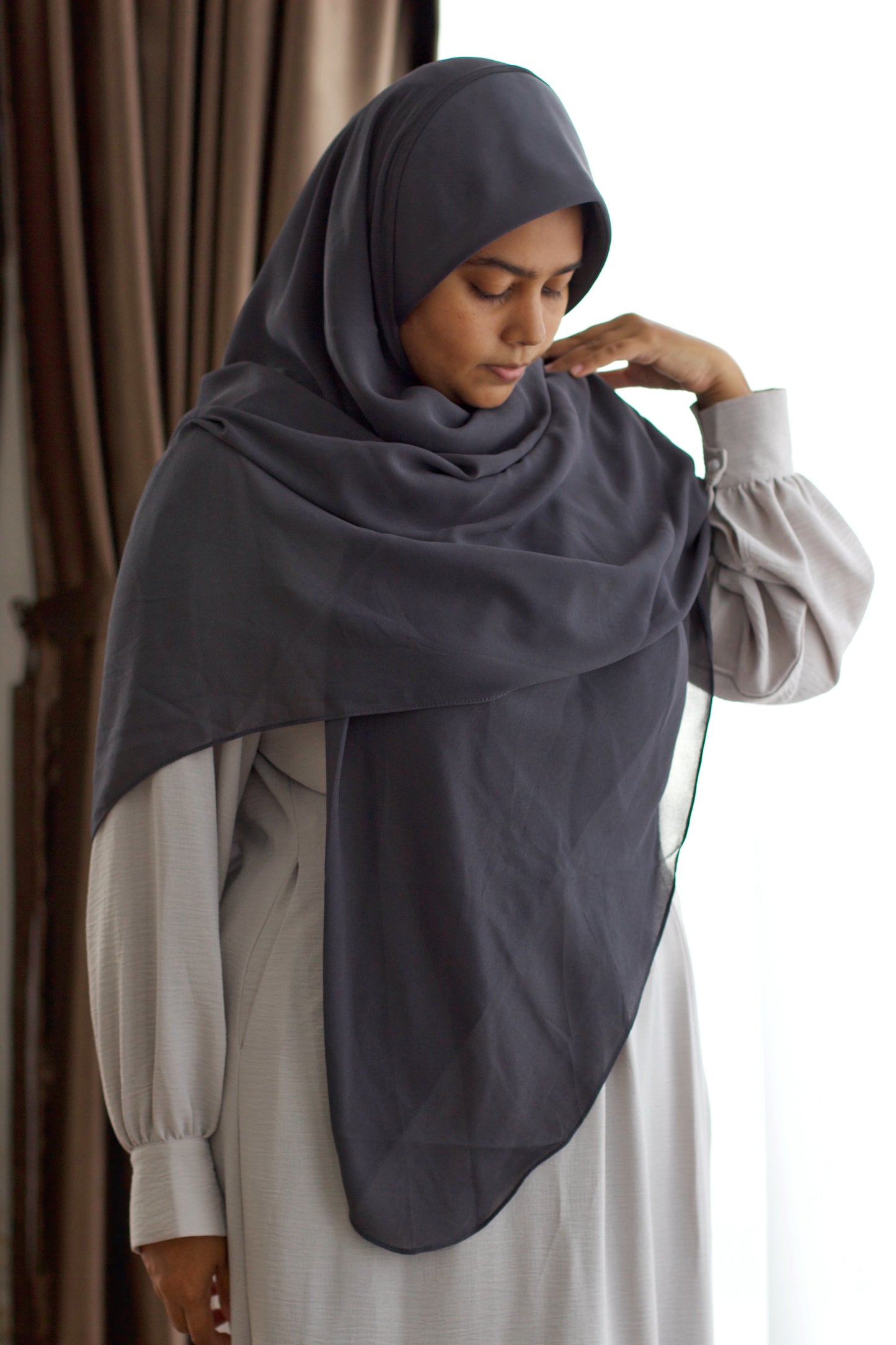 Daisy Long Hijab