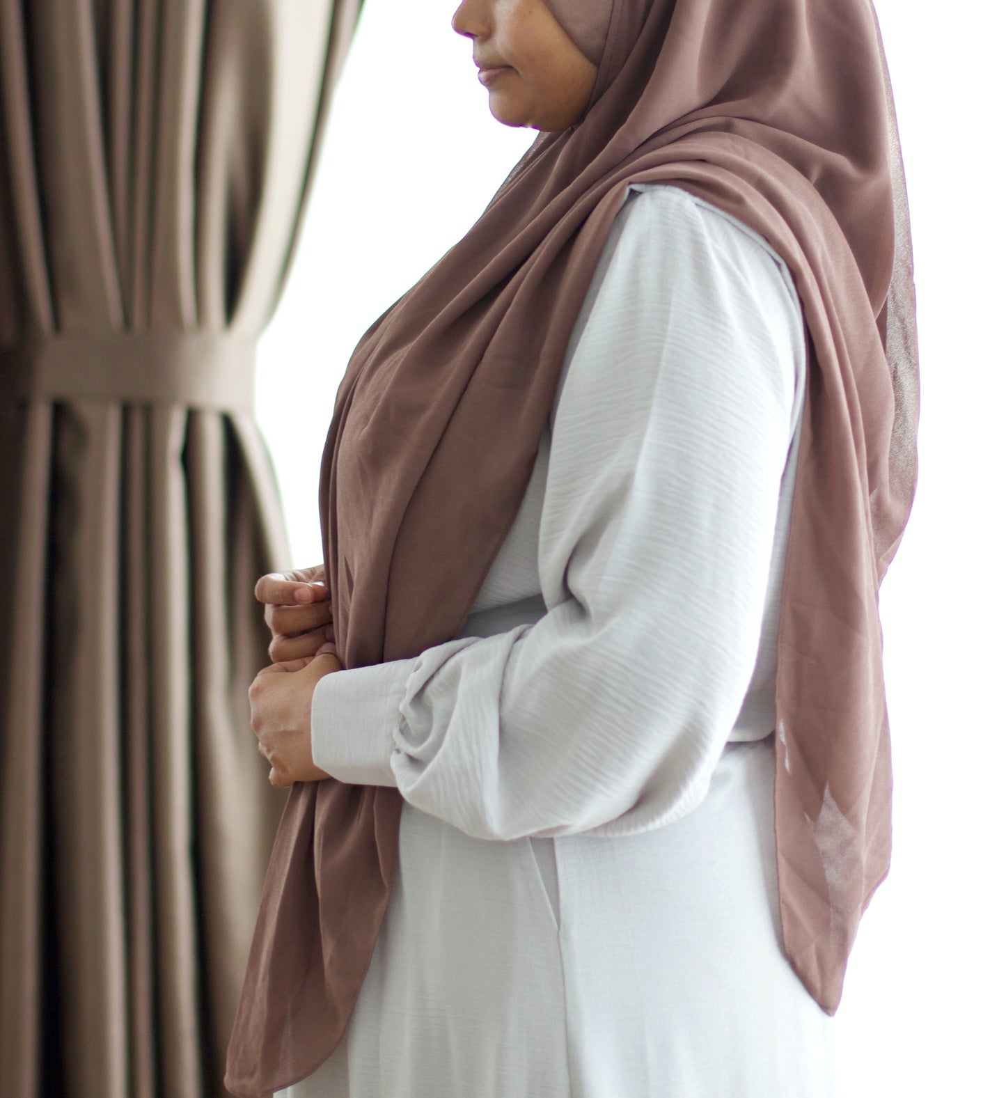 Daisy Long Hijab