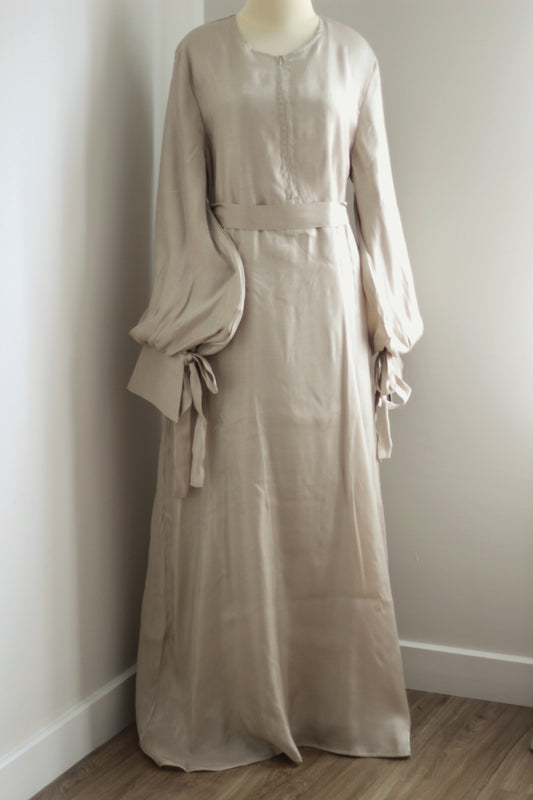 Shimmer puffed sleeve dress